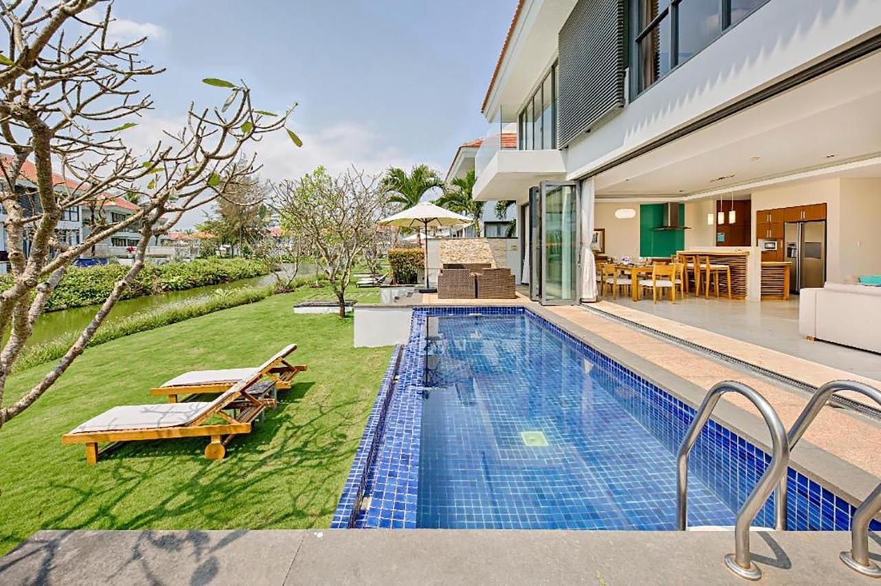 Luxury Pool Villa Close To The Private Beach Da Nang Luaran gambar