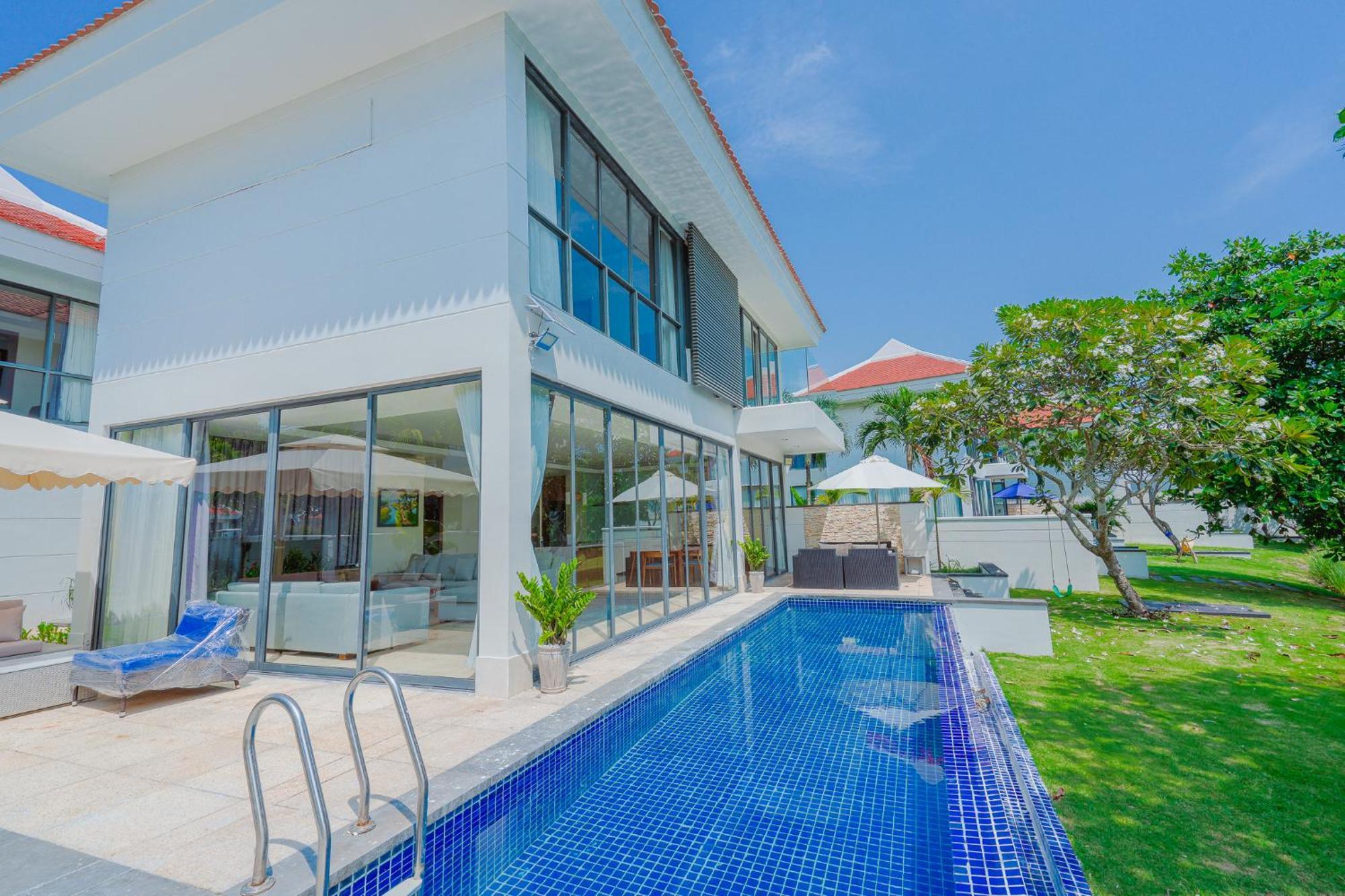 Luxury Pool Villa Close To The Private Beach Da Nang Luaran gambar