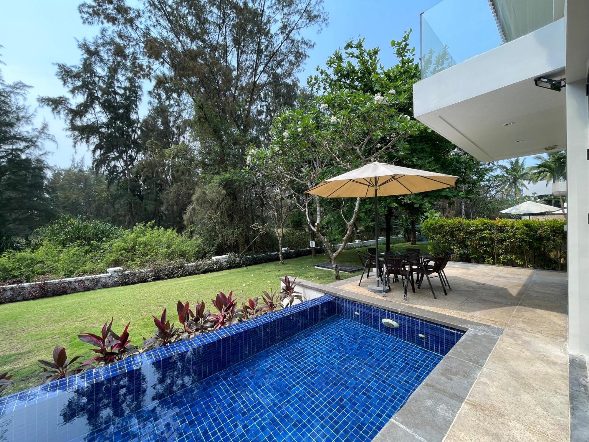 Luxury Pool Villa Close To The Private Beach Da Nang Luaran gambar